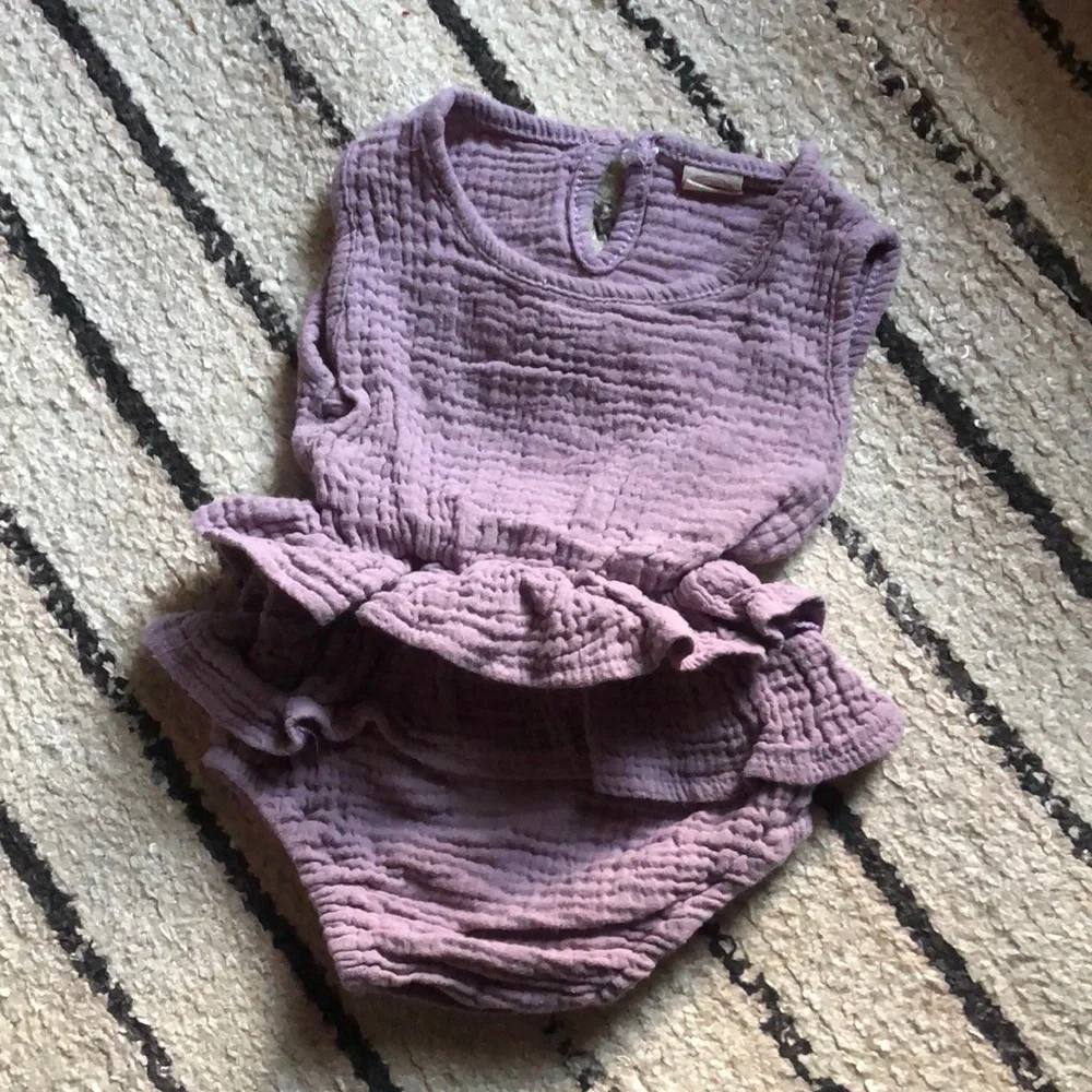Ruffle romper